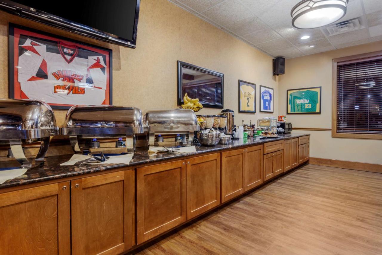 Best Western Plus Dubuque Hotel&Conference Center Extérieur photo